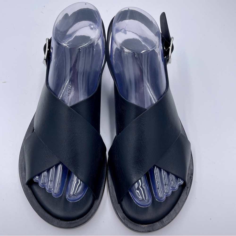 NEW Everlane Black Leather City Crossover Sandal‎ in Size 6 - Picture 5 of 14